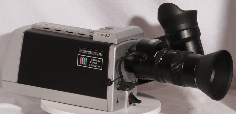 Pathé-Marconi Caméra vidéo couleur KC V1