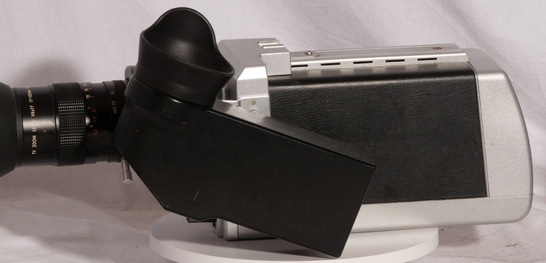 Pathé-Marconi Caméra vidéo couleur KC V1