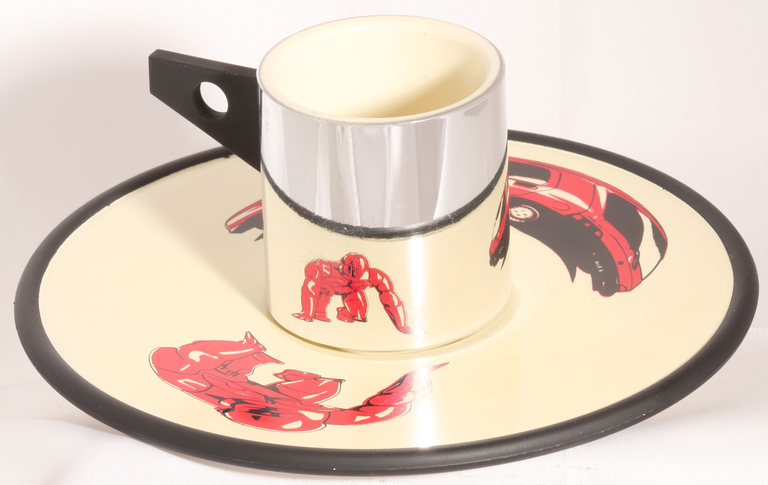 Artotem - Anamorphoses sur tasses à café Narcisse