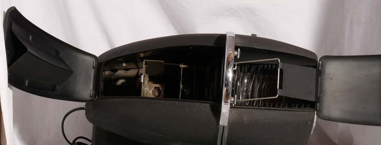 Bronzavia Projecteur de diapositives Micra-Willm ouvert