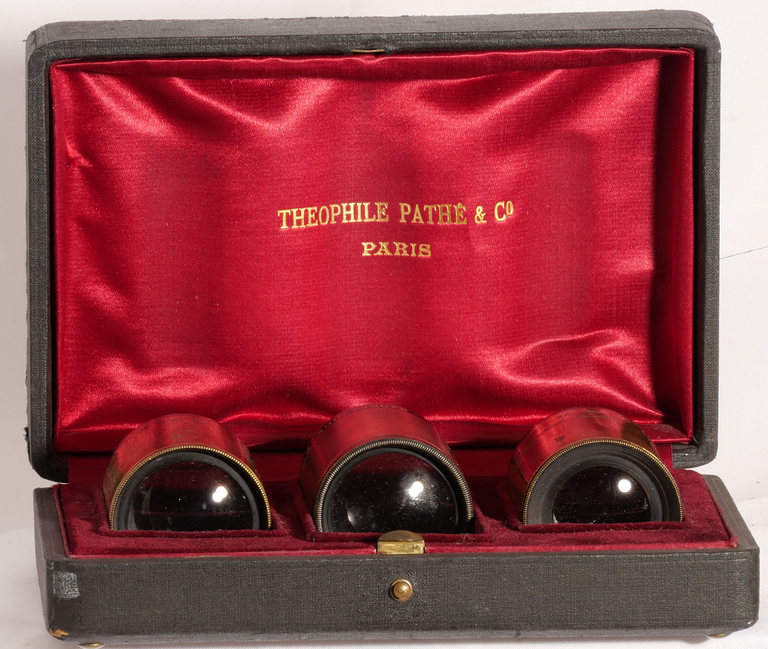 Coffret d'objectifs de projection Théophile Pathé