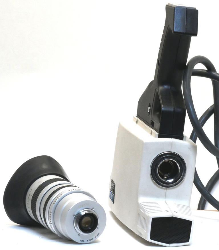 Akai VC-115 portable camera