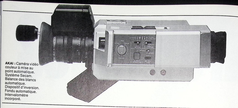 Akai caméra vidéo - Photo - octobre 1982