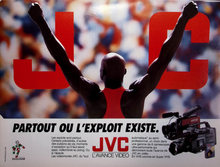 JVC caméscopes - Photo - août 1990