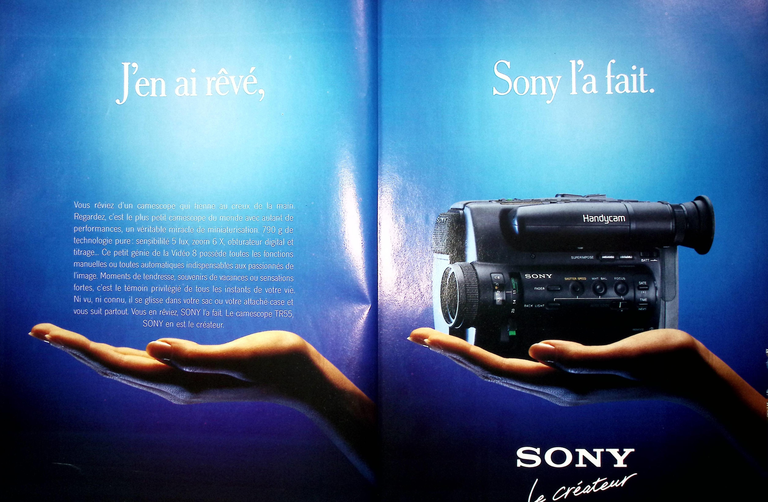 Sony caméscope Handycam TR-55 - Photo - mai 1990