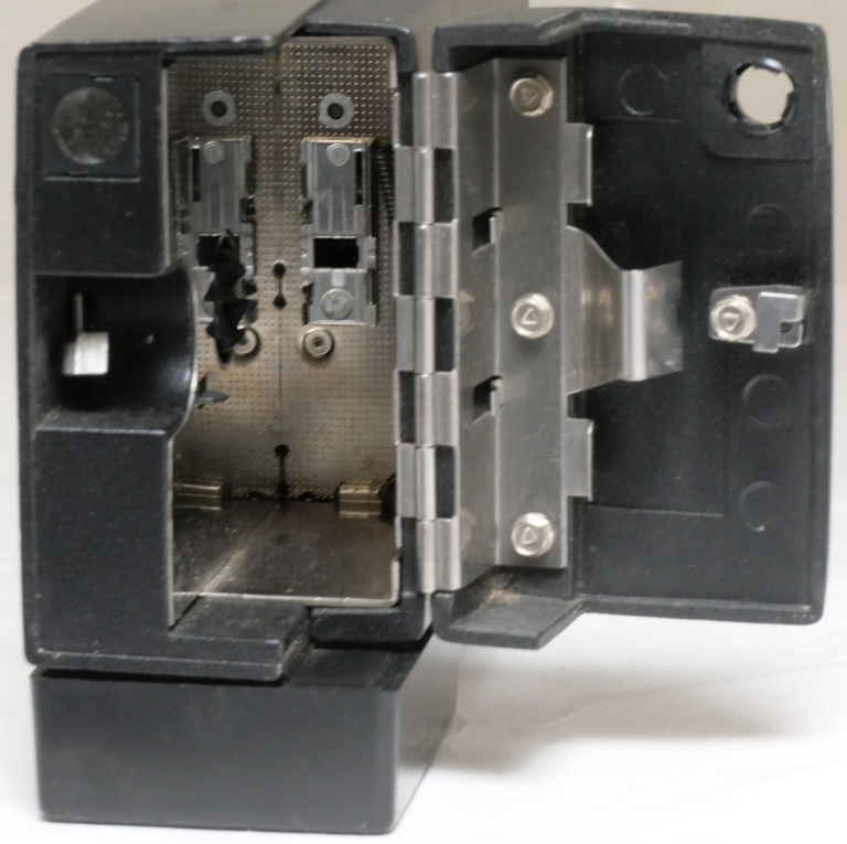 Kodak Instamatic M6 ouverte