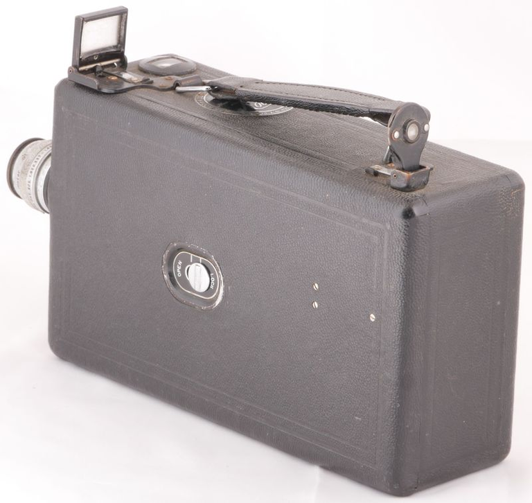 Ciné-Kodak Model B 1,9