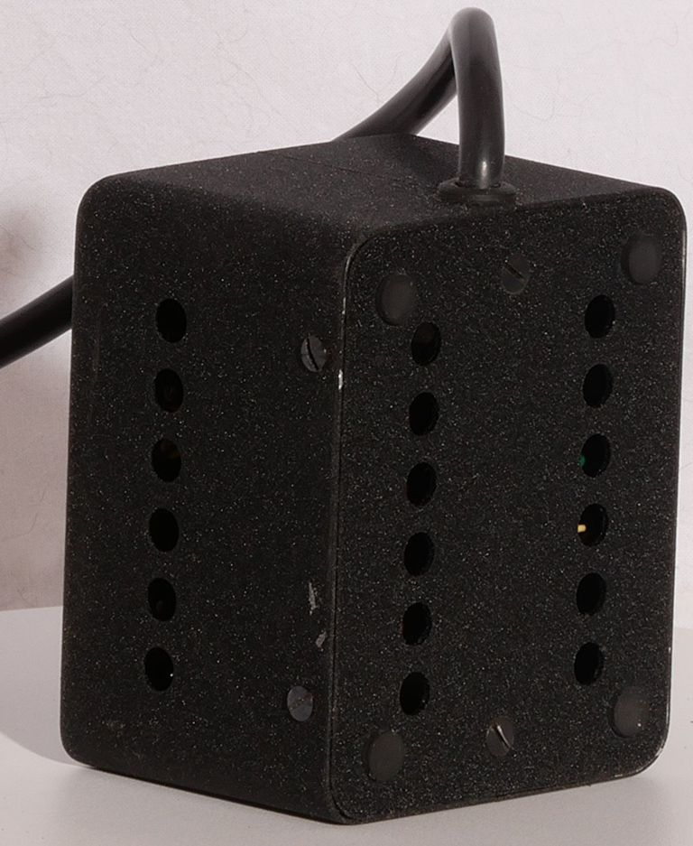 Alimentation pour moteur électrique MC17