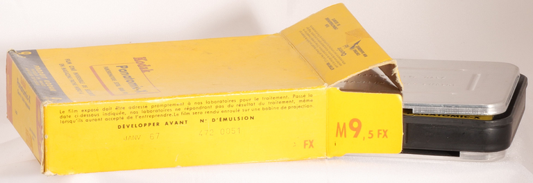 Chargeur Webo A dans sa boîte en carton - Kodak Panatomic-X