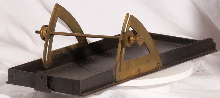 Support de la lanterne Le Bayard