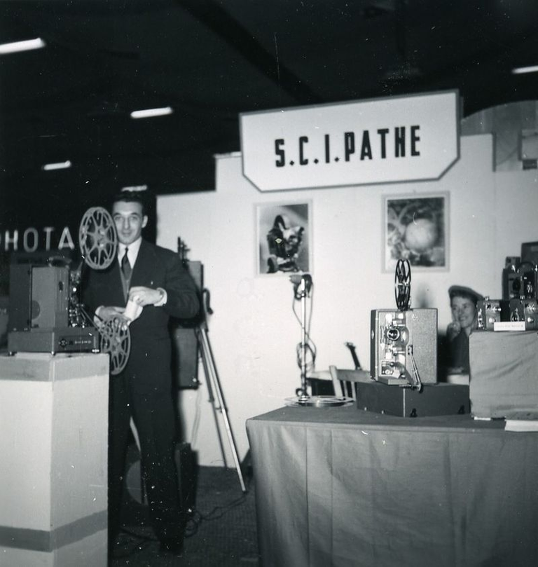Stand S.C.I. Pathé - Salon Photo - 1951
