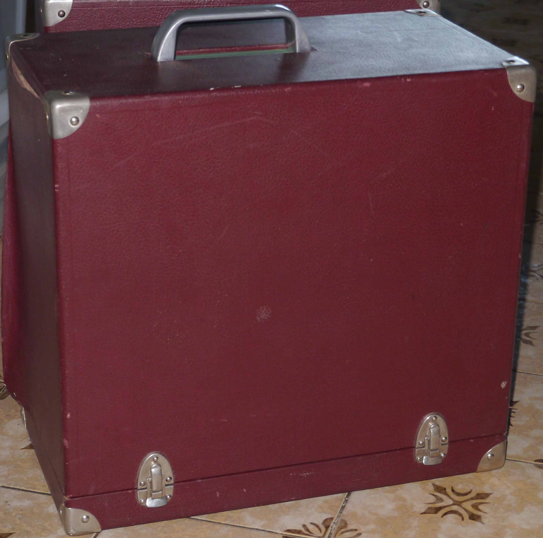 Projecteur Buisse et Bottazzi type 8, valise