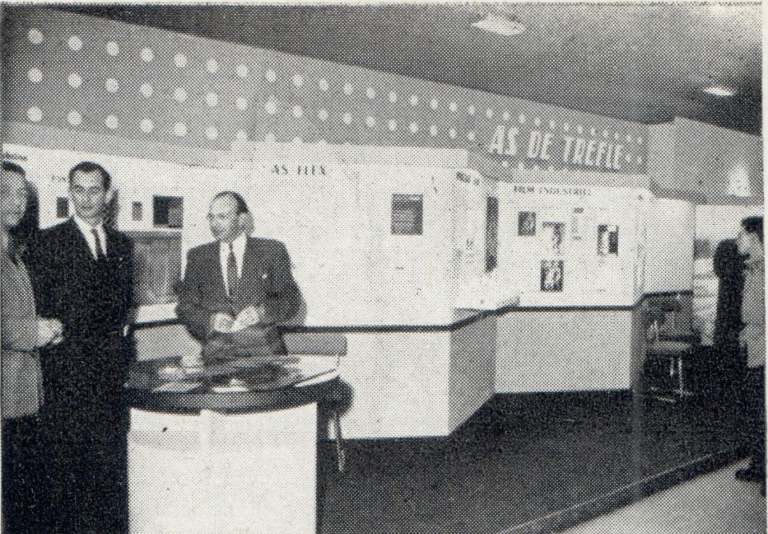 As de Trèfle - Salon photo - 1952