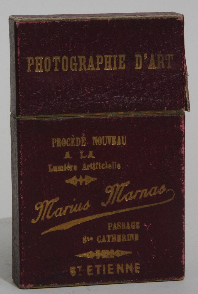 Rare boîte de Cartes de Visite : St Etienne - Marius Marnas - Photographie d'Art - Procédé nouveau à la lumière artificielle - Marius Marnas - Passage Ste Catherine St Etienne