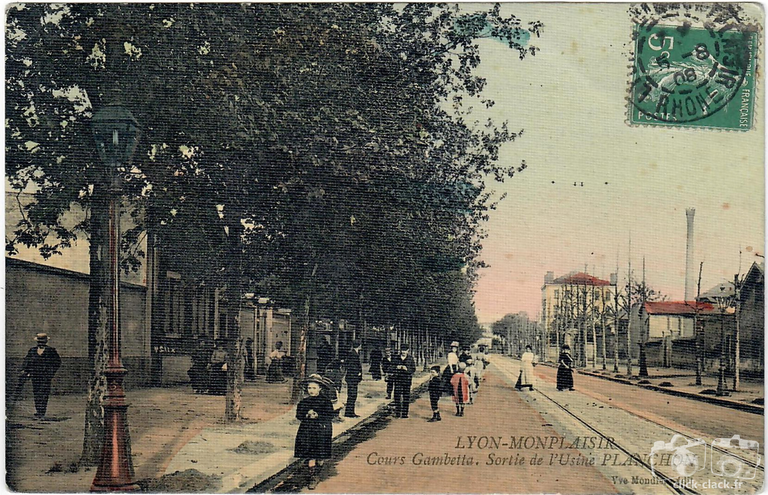 Lyon Monplaisir - Cours Gambetta - Sortie de l'Usine Planchon - 1908