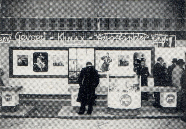 Gevaert Kinax Voigtländer - Salon de la Photo 1952