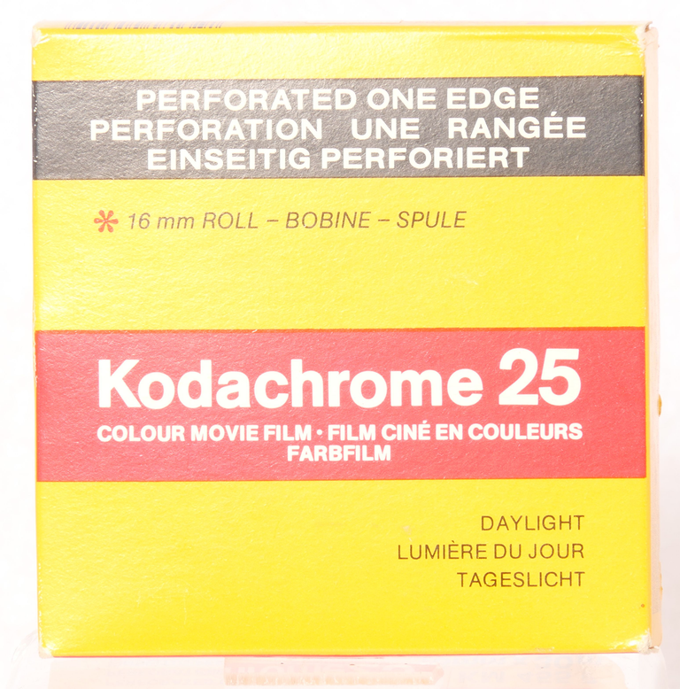 Kodachrome 25 16 mm une rangée de perforations - novembre 1990