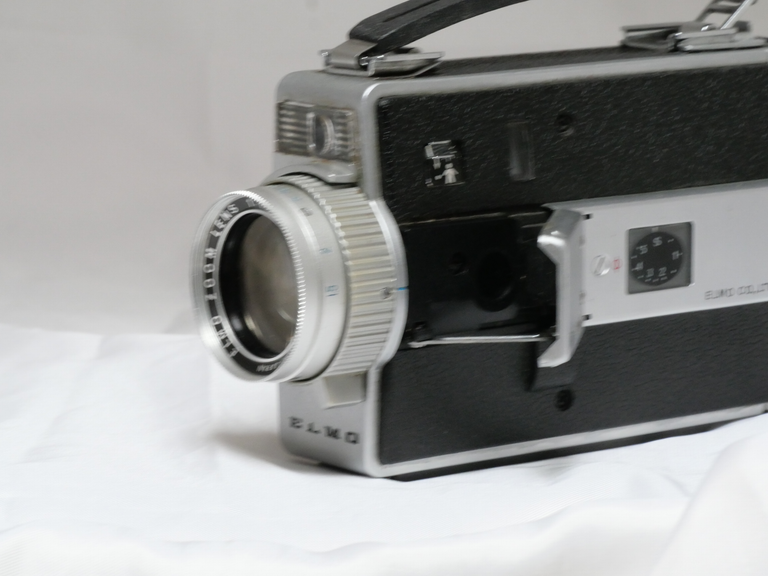 Elmo 103 T, le volet ouvert