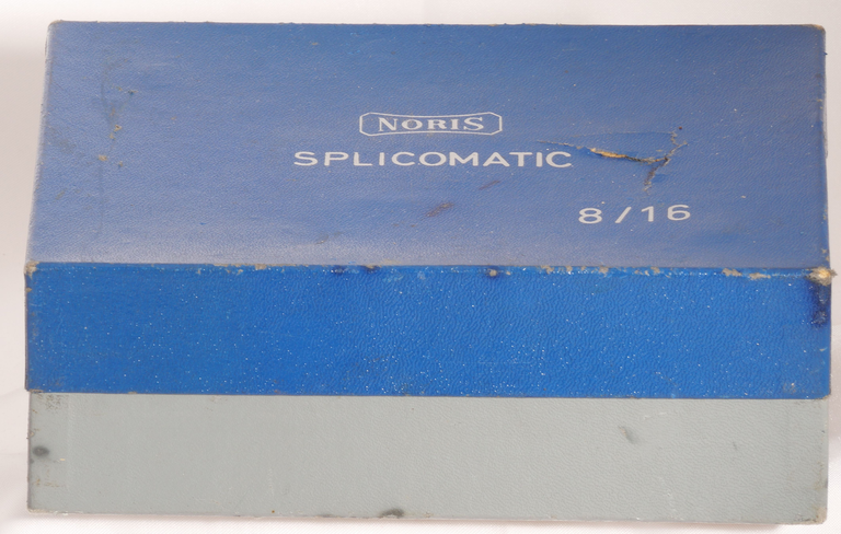Boîte de la colleuse Noris Splicomatic 8-16