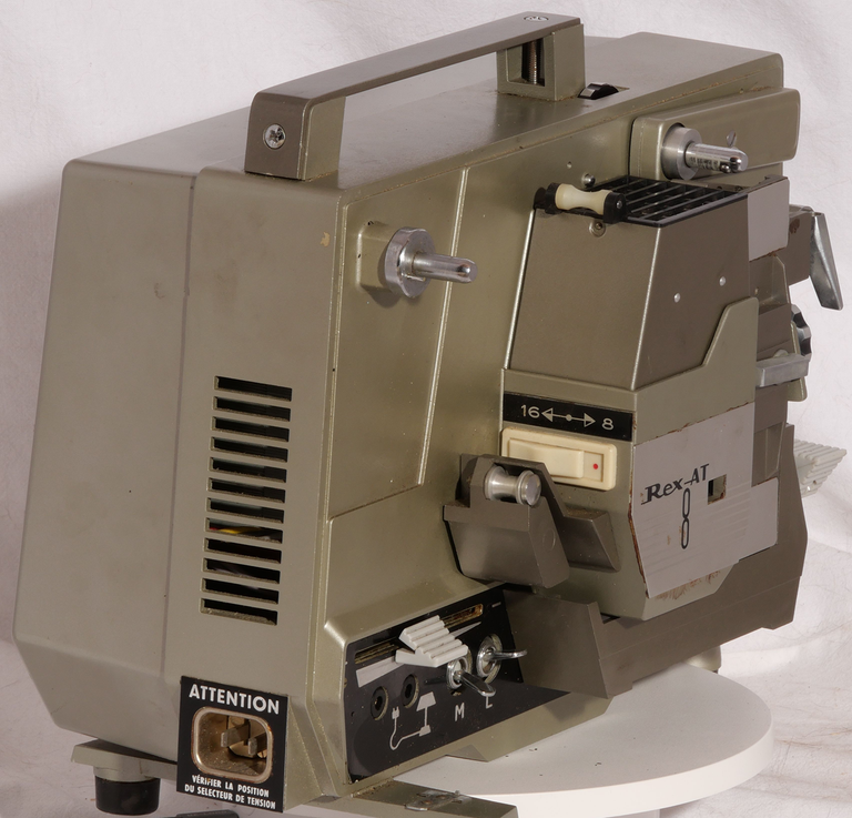 Projecteur Pathé Rex-AT 8
