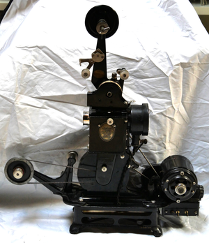 Projecteur Super Pathé-Baby