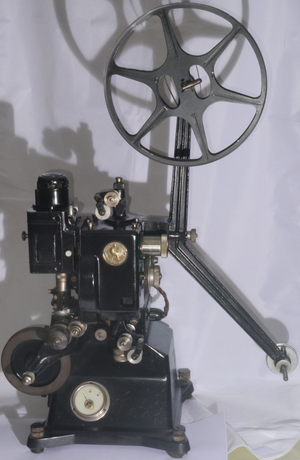 Projecteur Pathé-Rural sonore dit Junior