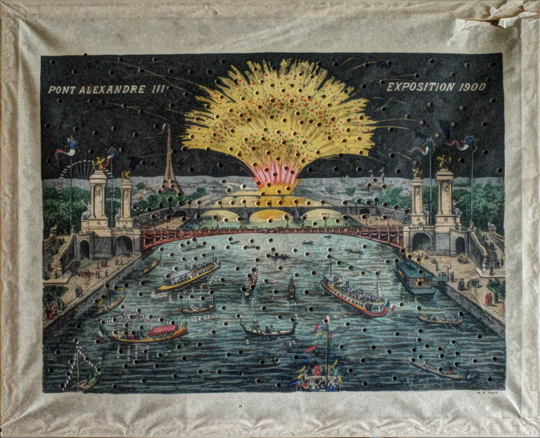 Théâtre d'ombres Loïe Füller - tableau lumineux : feu d'artifice sur le pont Alexandre III lors de l'Exposition universelle de 1900 à Paris