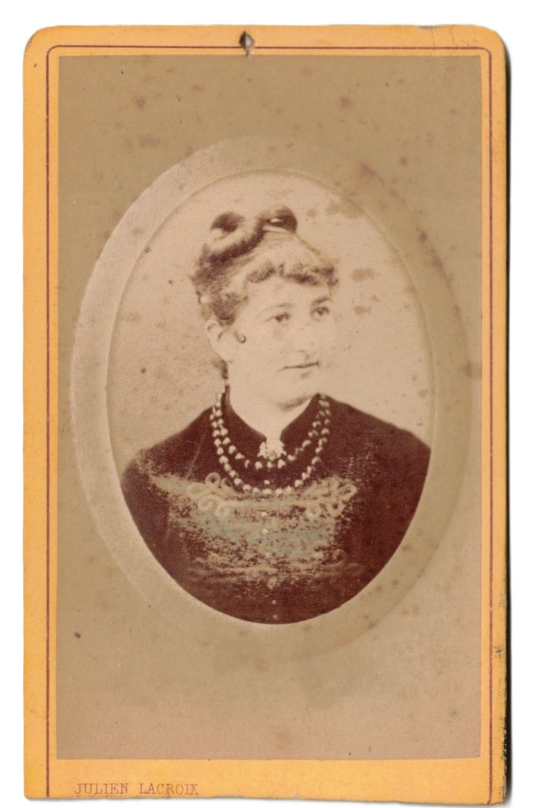 Vichy - Maison fondée en 1857 - Julien Lacroix - Photographe - 12, rue d'Enghien, 12 - Moulins (Allier)